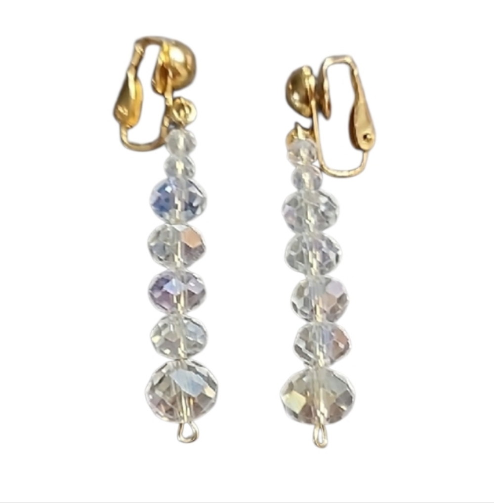 💥4 for $20💥Goldtone Iridescent Crystal Clip On Drop Earrings